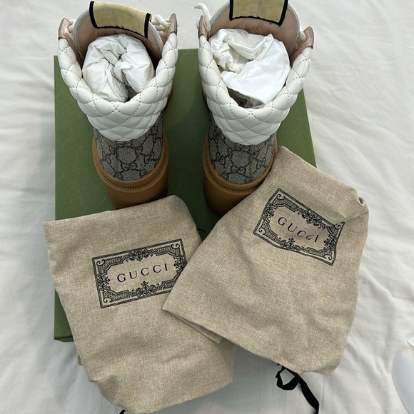 Gucci Apollo GG Supreme White Boots - Picture 12 of 12